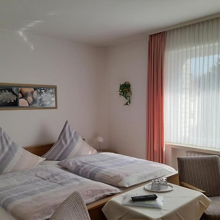 Ferienwohnung Und Gaestezimmer Iburgblick Bad Driburg Exterior foto