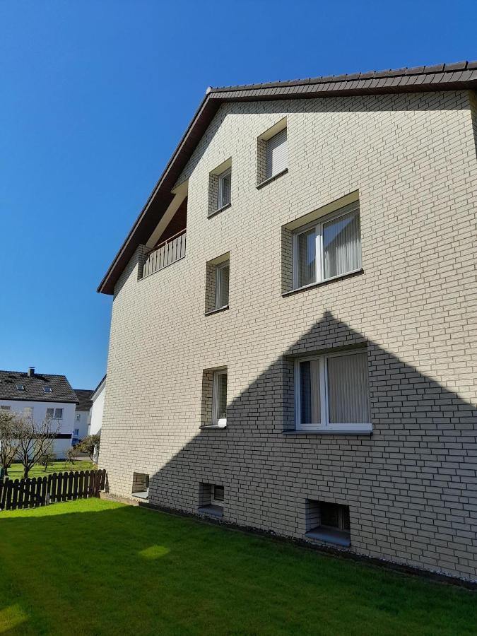 Ferienwohnung Und Gaestezimmer Iburgblick Bad Driburg Exterior foto