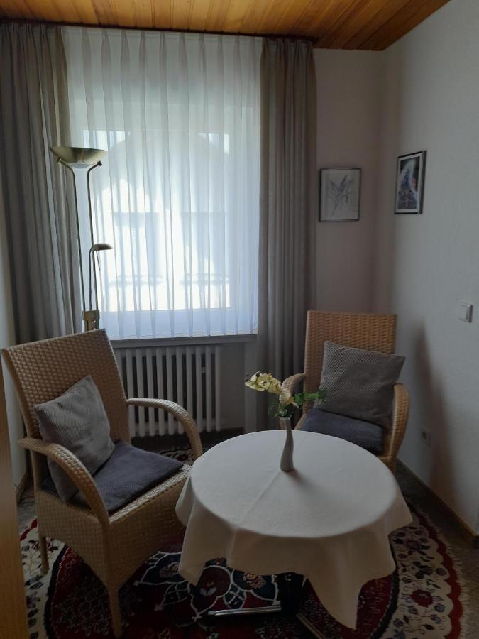 Ferienwohnung Und Gaestezimmer Iburgblick Bad Driburg Exterior foto