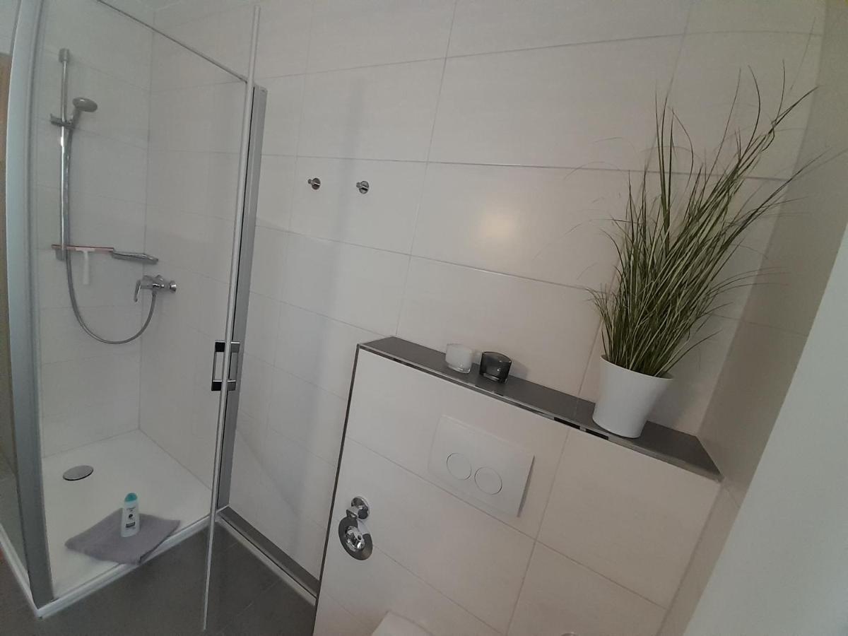 Ferienwohnung Und Gaestezimmer Iburgblick Bad Driburg Exterior foto