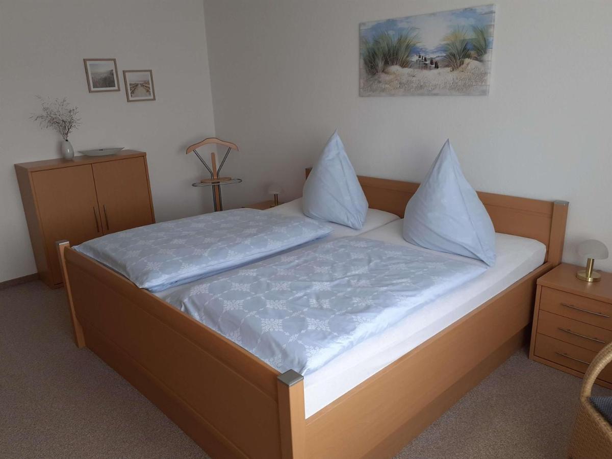 Ferienwohnung Und Gaestezimmer Iburgblick Bad Driburg Exterior foto